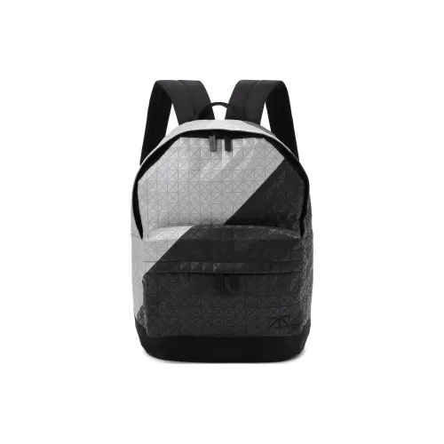 ISSEY MIYAKE Kuro Рюкзаки Унисекс