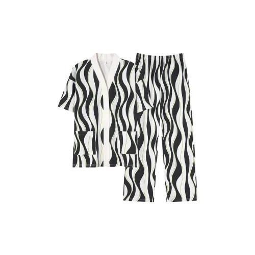 Pretty Lady Пижамный комплект женский черный и белый в полоску