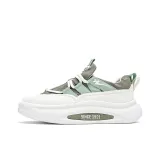 Бело-зеленый