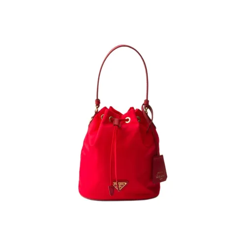 PRADA RE EditionRe Нейлон Переработанный нейлон Ведрообразная сумка Сумка Сумка через плечо Сумка через плечо Мини Женская Красная