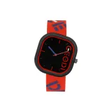 Черный циферблат, полностью красный ремешок