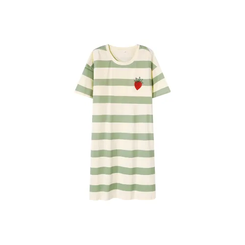 Pretty Lady Ночная сорочка Женская Полосы Клубника