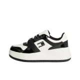 Чёрно-белый