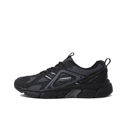 Umbro Беговые кроссовки Low Top Черные Унисекс