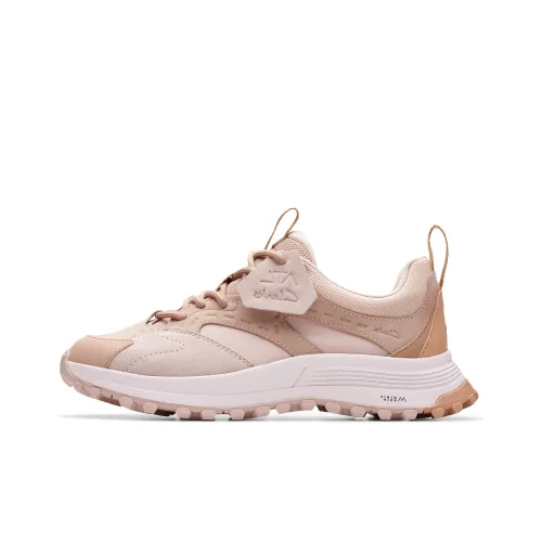 Clarks Водонепроницаемая и Дышащая Низкая Обувь для Уличной Женской Розового Цвета