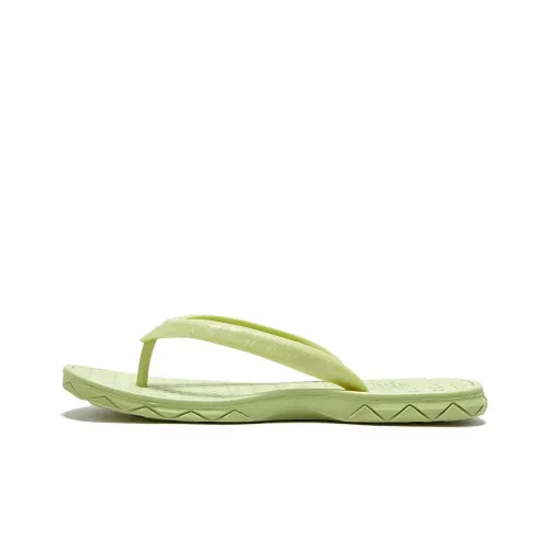 New Balance противоскользящие шлепанцы женские зеленые