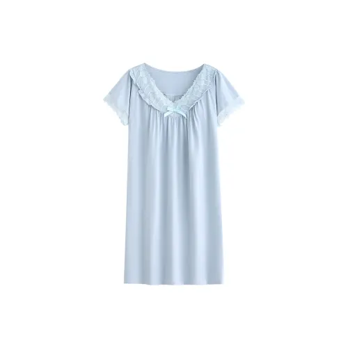 Follow the United States Ночная сорочка Женская Телесный цвет нежно-голубой