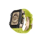 Розовый корпус, горчично-зеленый ремень.