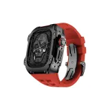 Чёрный корпус, красный ремешок.