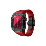 Чёрный корпус, красный ремешок.