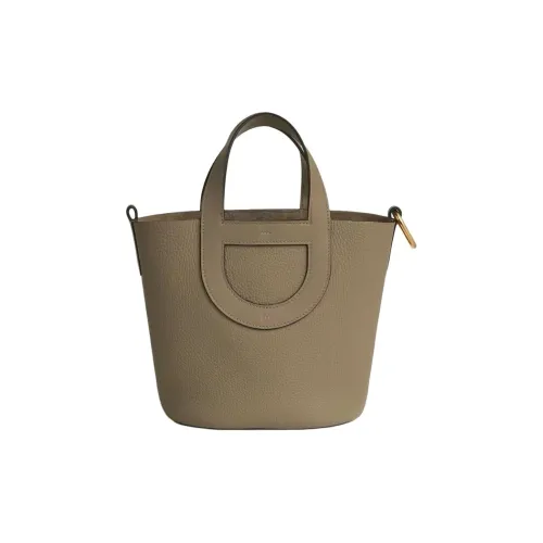 HERMES In The Loop Swift Кожа Ведрообразная Сумка Женская Marfa Бежевый