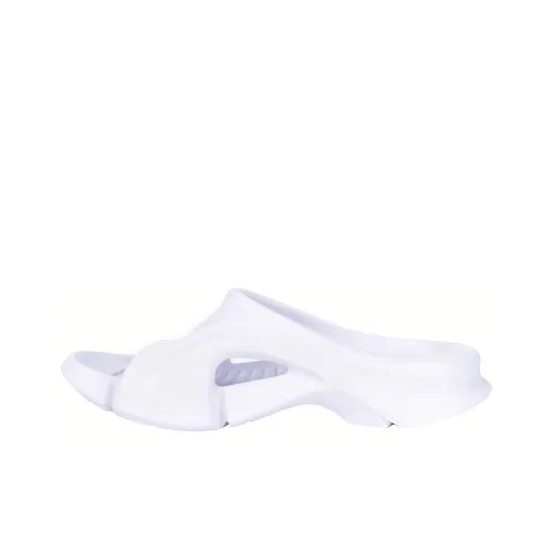 BALENCIAGA Mold Слипоны Женские
