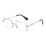 Золотая рамка с прозрачными линзами