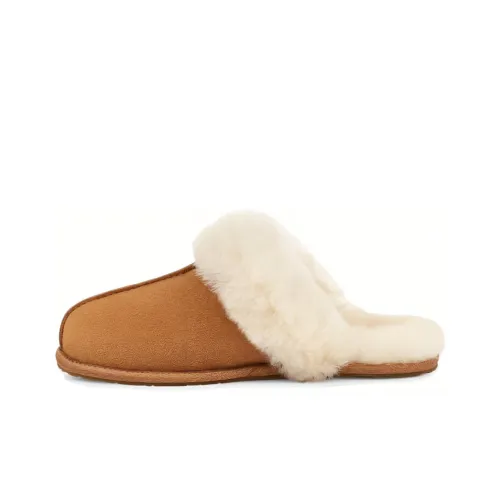 UGG Scuffette II Домашние тапочки Женские Каштановый