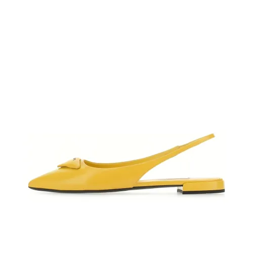 PRADA Повседневная обувь Женская Желтая