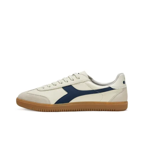 DIADORA Противоскользящие Износостойкие Низкие Кроссовки для скейтбординга Унисекс Белые