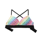 Многоцветный принт с буквами