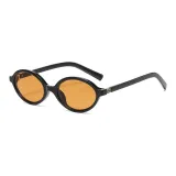 Черная оправа с чайными линзами