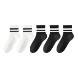 5 пар (2 белых + 3 черных)