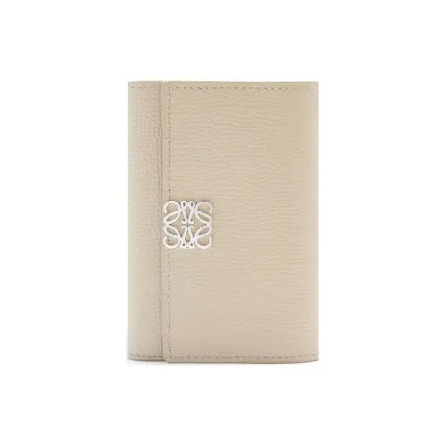 LOEWE Женские кошельки