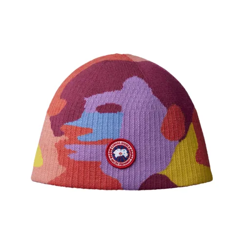 Canada Goose Шапки-бини Женские Red