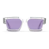 Прозрачный