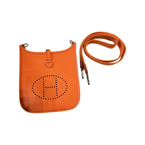 HERMES Evelyne Taurillon Clemence Коровья кожа Сумка через плечо Мини Унисекс Selenium Апельсин