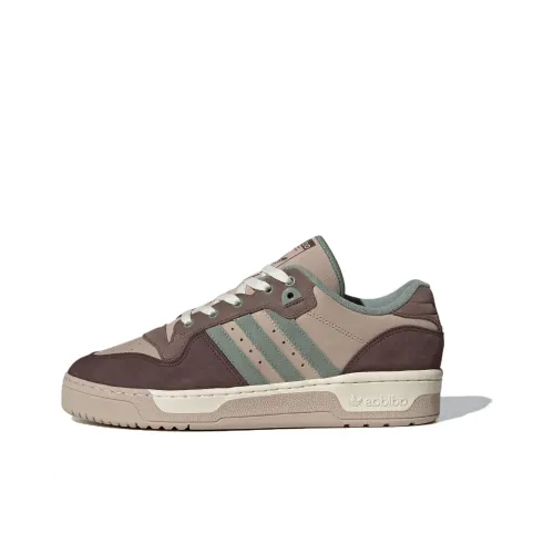 Adidas Originals Rivalry Adidas Originals Low Топ Скейтборд Кроссовки Унисекс Коричневый