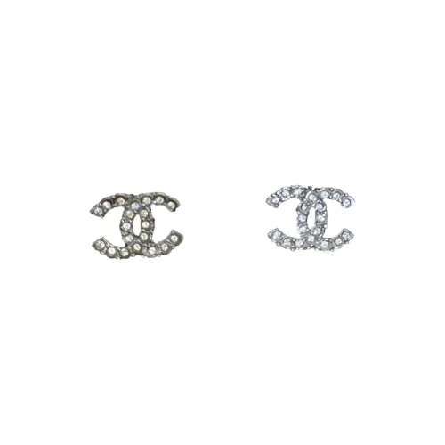 Серьги-гвоздики CHANEL Золотые Женские