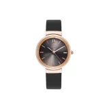 Розовое золото, корпус, черный циферблат, черный ремешок.