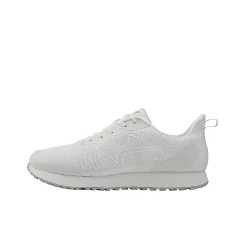 HEALTH Беговые кроссовки Low Top White Unisex