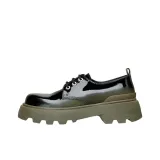 Оливковый зеленый