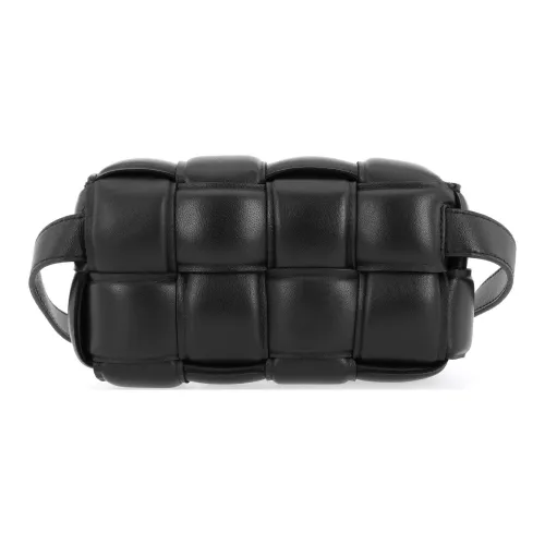Bottega Veneta Padded Cassette Sheepskin Sling Bag Waist Bag Women's Black Bottega Veneta Padded Cassette Овчина Слинг-сумка Сумка на пояс Женская Черная