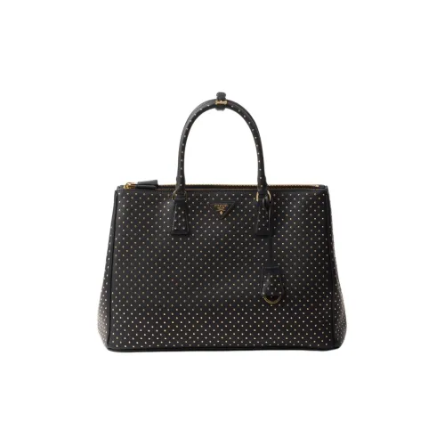 PRADA Сумка через плечо из кожи сумка Extra Large женская черная