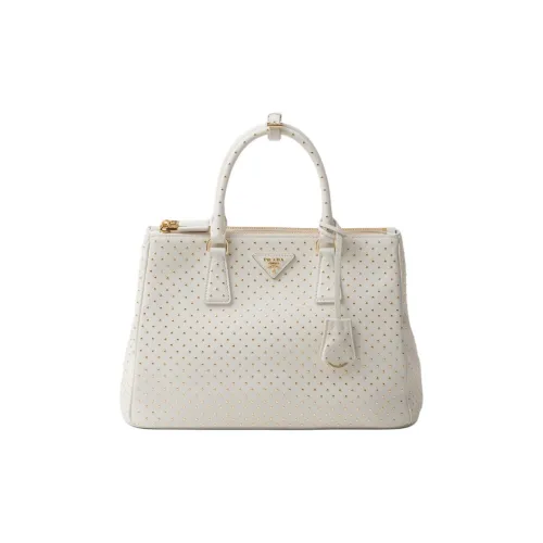 PRADA Сумка через плечо из кожи большая женская белая