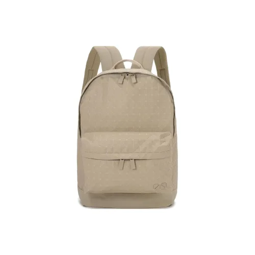 ISSEY MIYAKE Kuro Рюкзаки Унисекс