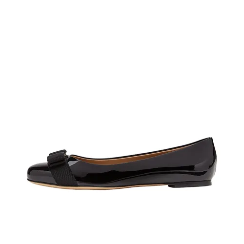 Ferragamo Женские повседневные туфли для женщин