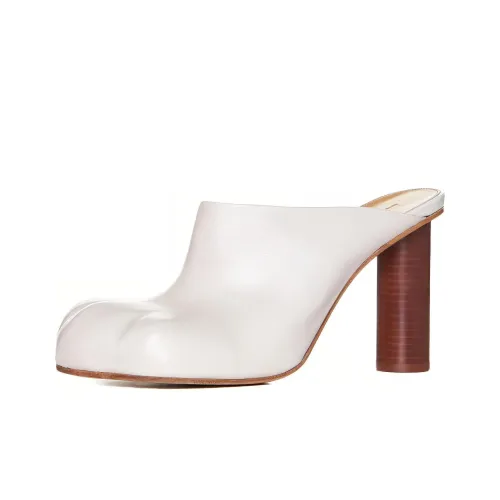 JW Anderson Домашние тапочки Женские Белые