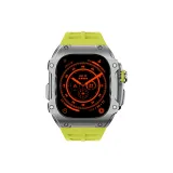 Серебряный корпус, горчично-зеленый цвет.