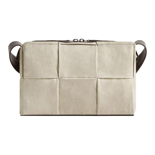 Bottega Veneta Телячья кожа Camera Сумка Сумка через плечо Средний Мужская Серый Бежевый Ткань