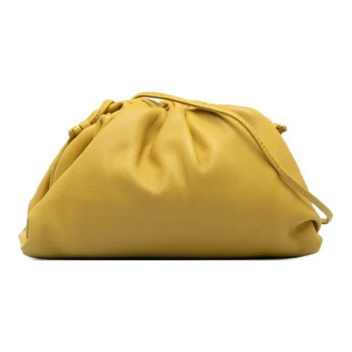 Bottega Veneta POUCH Cloud Сумка Телячья кожа Клатч Мини Унисекс Желтый