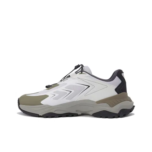DESCENTE Беговые кроссовки Low Топ Хаки/Белый Унисекс
