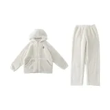 Облачно-белый