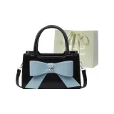 Чёрный и синий