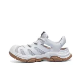 Серебристый