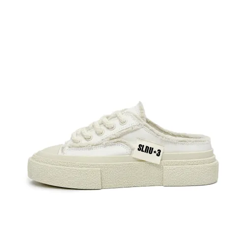 SLNU 3 Low-Top Canvas Shoes Unisex