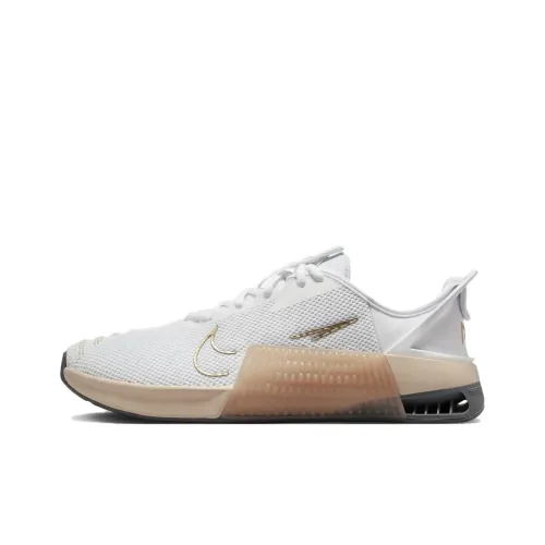 Nike Metcon 9 Дышащая Поддержка Низкий Топ Кроссовки для тренировок Женские Белые Золотые