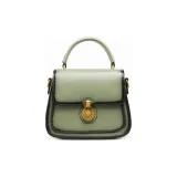 Трава зеленая