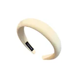 Минималистский стиль, цвет экрю