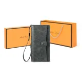 Дымчато-серый